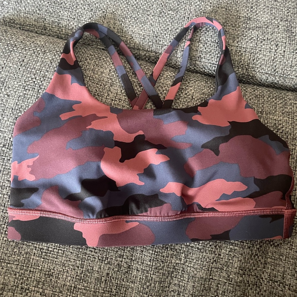 Lululemon sports bra
